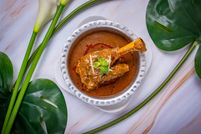Lamb shank curry